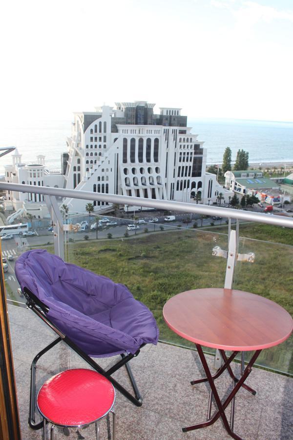 الشقق الفندقية باتوميفي  Orbi Plaza Tamara المظهر الخارجي الصورة